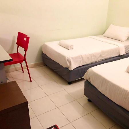 Bukit Indah Homestay Бентонг Экстерьер фото