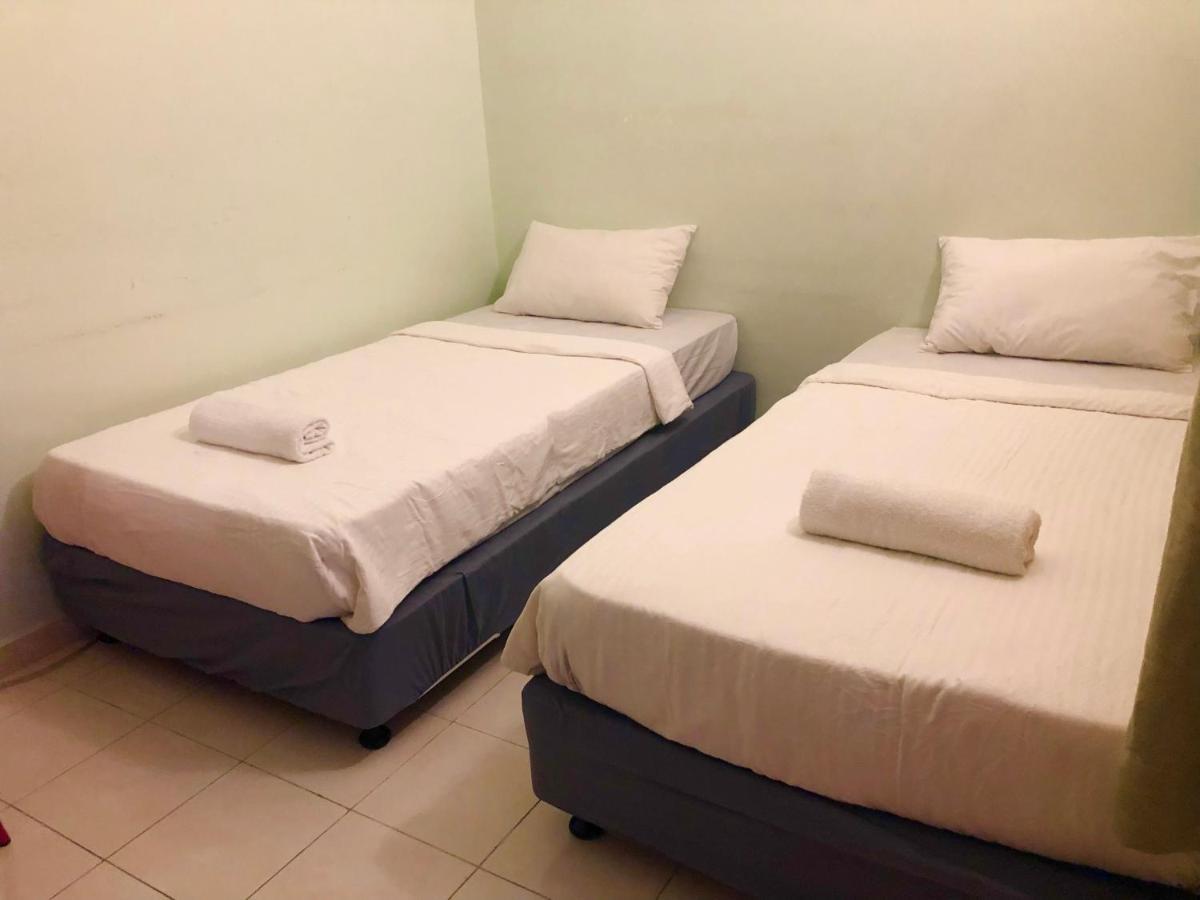Bukit Indah Homestay Бентонг Экстерьер фото
