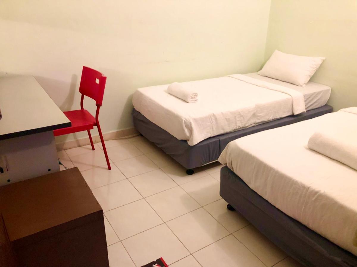 Bukit Indah Homestay Бентонг Экстерьер фото