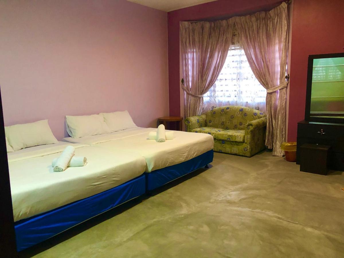 Bukit Indah Homestay Бентонг Экстерьер фото